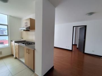 Suite · 50m² · 1 Estacionamiento · Rento Suite en La Floresta Más Parqueadero y Bodega Cerca a Universidades