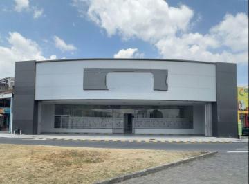 Local comercial · 833m² · Galpón o Local Comercial en Renta en La 6 de Diciembre, 833 m², Excelente Visibilidad
