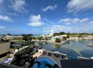 Departamento de 3 habitaciones, Salinas · Departamento Frente Al Mar en Puerto Lucía – Playa Privada, Piscina y Jacuzzi