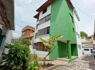 Casa de 16 habitaciones, Quito · Venta Casa Rentera en El Sector La Keneddy