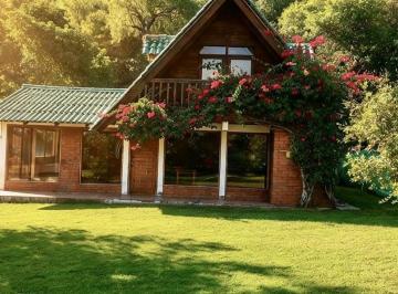 Terreno / Lote · 5000m² · Jal. Venta Terreno Guayllabamba. 5.000 m² Planos, Cerca Al Zoológico de Quito
