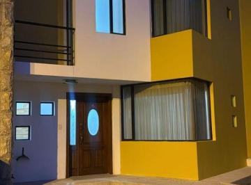 Casa de 3 habitaciones, Quito · Casa en Venta en Quito | 3 Dorm., 2 Parqueaderos y Opción de Ampliación