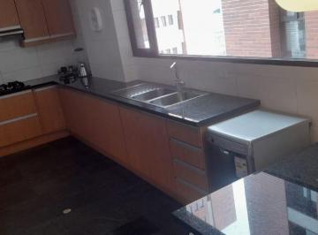 Departamento de 2 habitaciones, Quito · Rento Dep de 159 m, 2 Habitaciones, Amoblado.