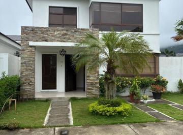 Casa de 3 habitaciones, Guayaquil · Punta Esmeralda - Vía a La Costa, Casa en Alquiler