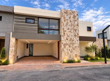 Casa de 3 habitaciones, Quito · Exclusividad, Diseño y Elegancia en Chiviquí – Tumbaco