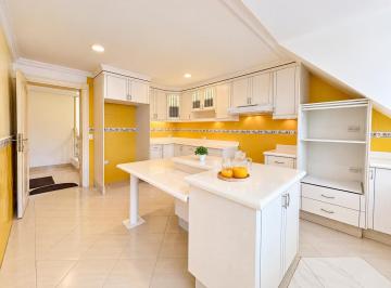 Departamento de 3 habitaciones, Quito · Departamento de 294 m² con Terraza Privada en Venta | Urb. El Condado, Quito por $148.000