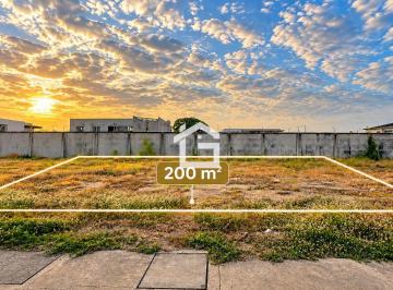 Terreno / Lote , Machala · Terreno Esquinero de 200 m² en Venta en Portal del Río – Machala