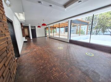 Local comercial · 350m² · 9 Estacionamientos · Local Comercial - La Carolina