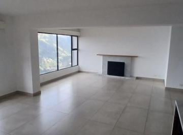 Departamento de 4 habitaciones, Quito · Departamento de 4 Dorm. en Venta - Sector González Suárez