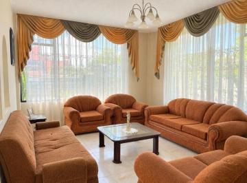 Casa de 4 habitaciones, Quito · Venta Casa Independiente Urbanización Los Arupos Los Chillos