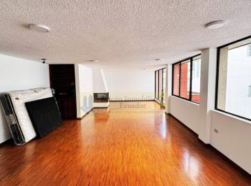 Departamento · 192m² · 3 Habitaciones · 2 Estacionamientos · Departamento Duplex Tres Dorm. en Venta en La Carolina