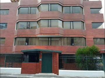Departamento de 1 habitación, Quito · Amplio Departamento Dúplex en Venta – Sector Tennis Club, Quito