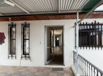 Casa de 6 habitaciones, Cuenca · ¡Casa en Renta con Ubicación Estratégica Cerca de Clínicas y Hospitales!