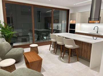 Suite de 1 habitación, Quito · Suite de 60 m² Amoblada Alquiler en Cumbayá Incluye Internet