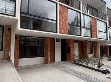 Casa de 4 habitaciones, Cuenca · Casa de Renta, Dentro de Condominio, Sector Misicata