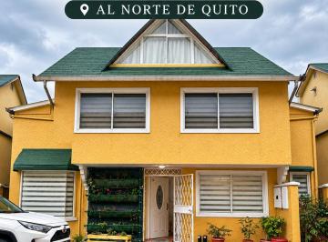 Casa de 2 habitaciones, Quito · Casa en Venta Al Norte de Quito