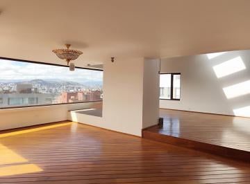 Departamento · 800m² · 4 Habitaciones · 4 Estacionamientos · Departamento de Renta, Dúplex, Tiene 800 Mtrs, Quito Tenis, Calle Cerrada con Guardia
