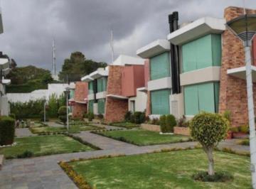 Casa de 3 habitaciones, Quito · Amplia Casa en Renta en un Exclusivo Sector en Monteserrin