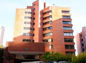 Departamento de 4 habitaciones, Quito · Amplio Departamento Dúplex en Venta – El Bosque / Quito Tennis