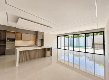 Casa de 4 habitaciones, Guayaquil · Casa en Venta en La Aurora Vía a Daule, El Condado
