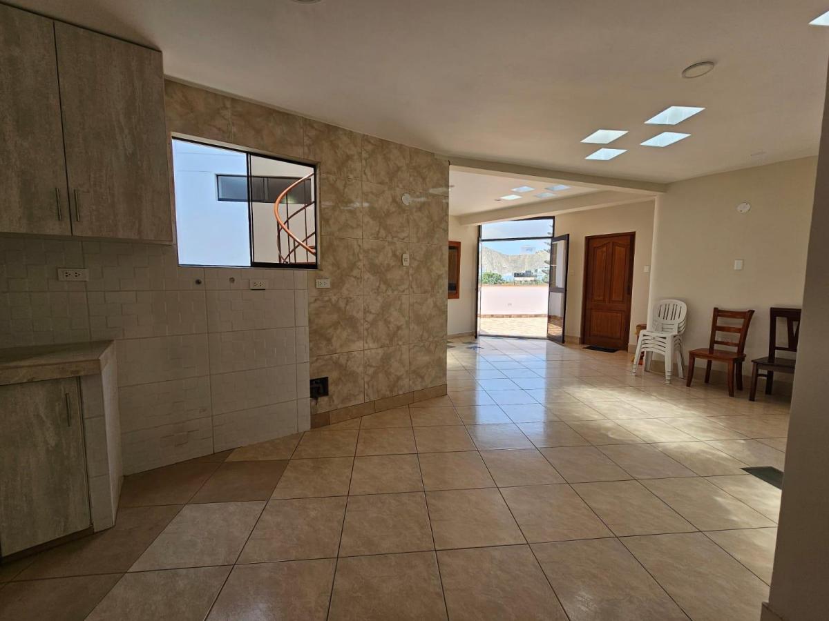 Alquiler Habitación en La Capilla S/ 1,100