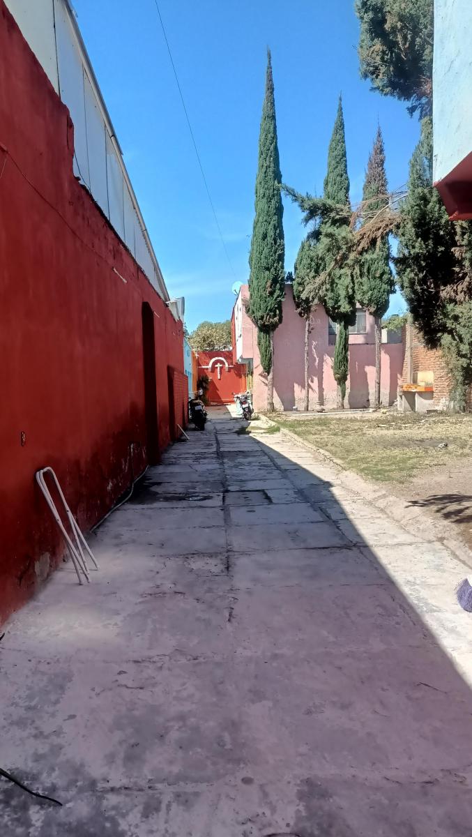 Furnished House for Rent for Out-of-Town Workers