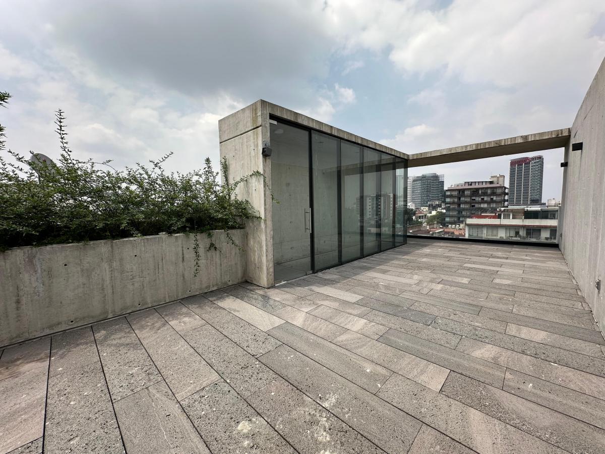 Modern Penthouse with Panoramic View