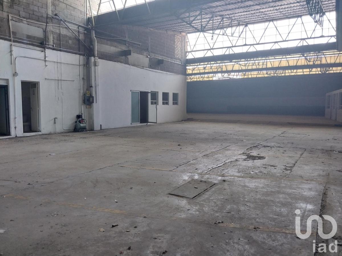 Bodega con Oficinas en Venta en El Centro Histórico de Oaxaca.