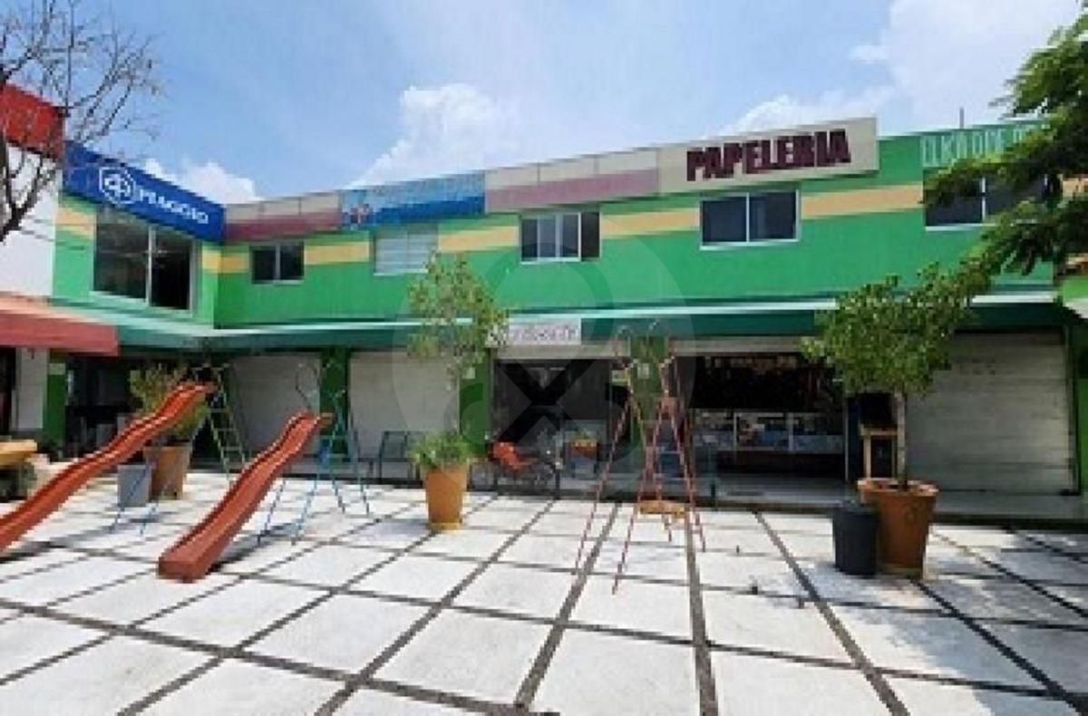 Local en Centro Comercial en Venta en Fraccionamiento Hacienda Santa Fe