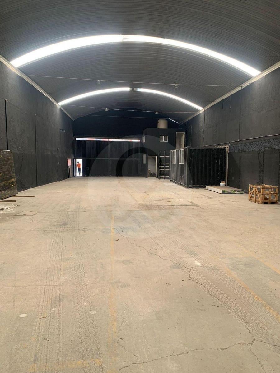 Bodega Comercial en Renta en Santa María La Rivera