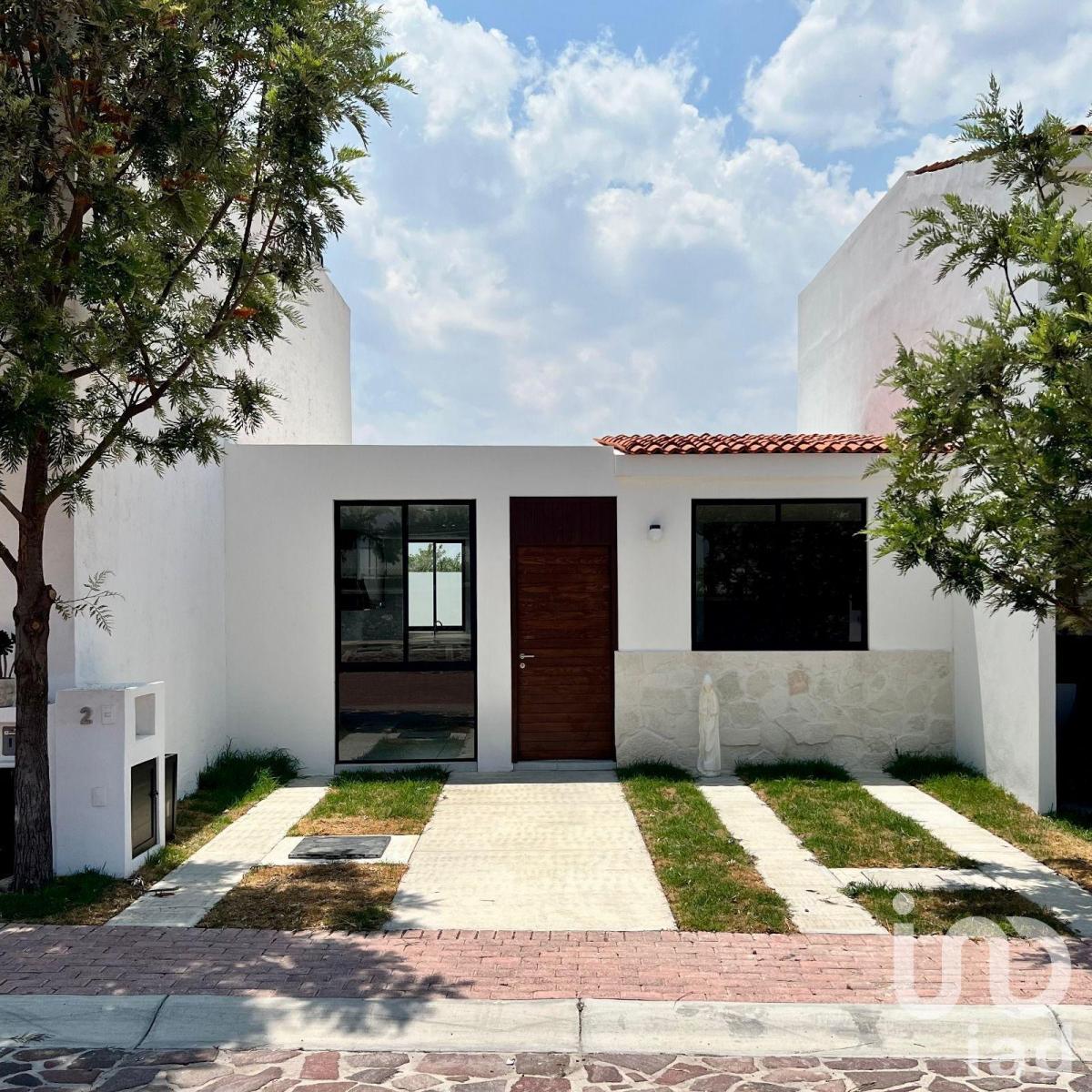Casa en Venta Una Planta Ciudad Maderas Queretaro