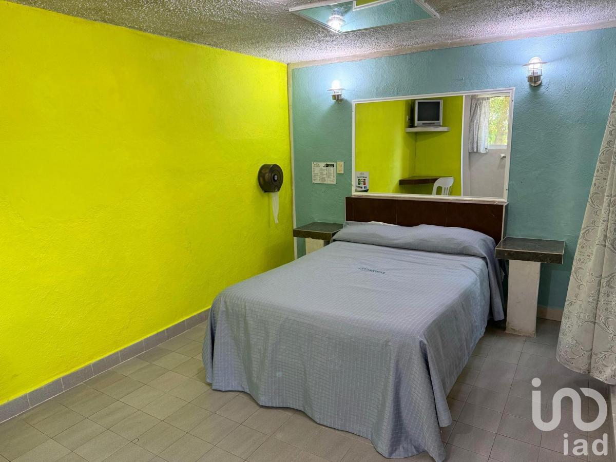 Furnished Room for Rent in Xicotepec with Parking